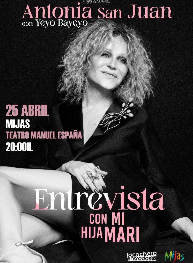 Antonia San Juan en la obra teatral Entrevista con mi hija Mari en el Teatro Manuel España de Mijas.