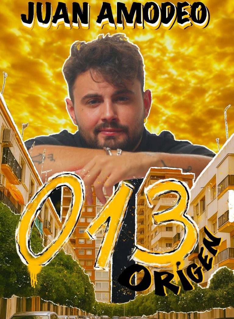 Juan Amodeo presentando su espectáculo de humor “013 Origen”, un show íntimo y emotivo sobre volver a los orígenes y ser uno mismo.